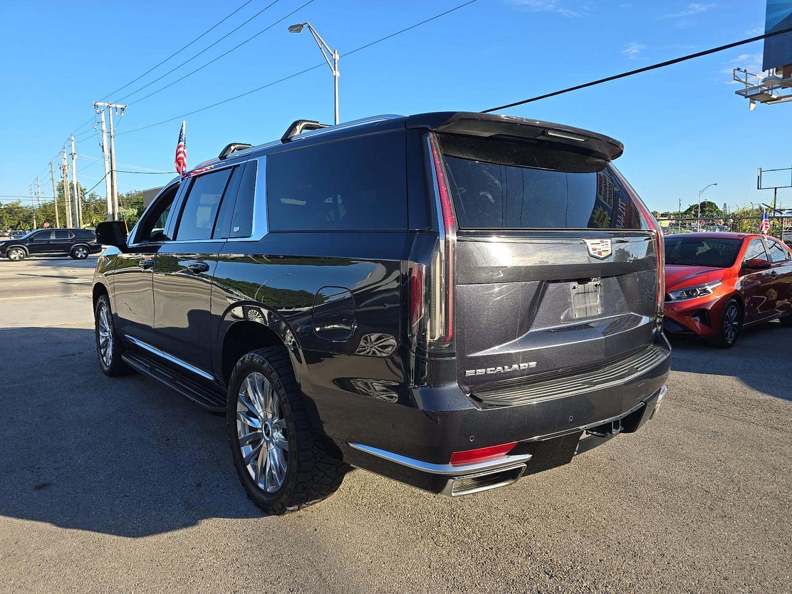 2023 Cadillac Escalade ESV Premium Luxury AWD