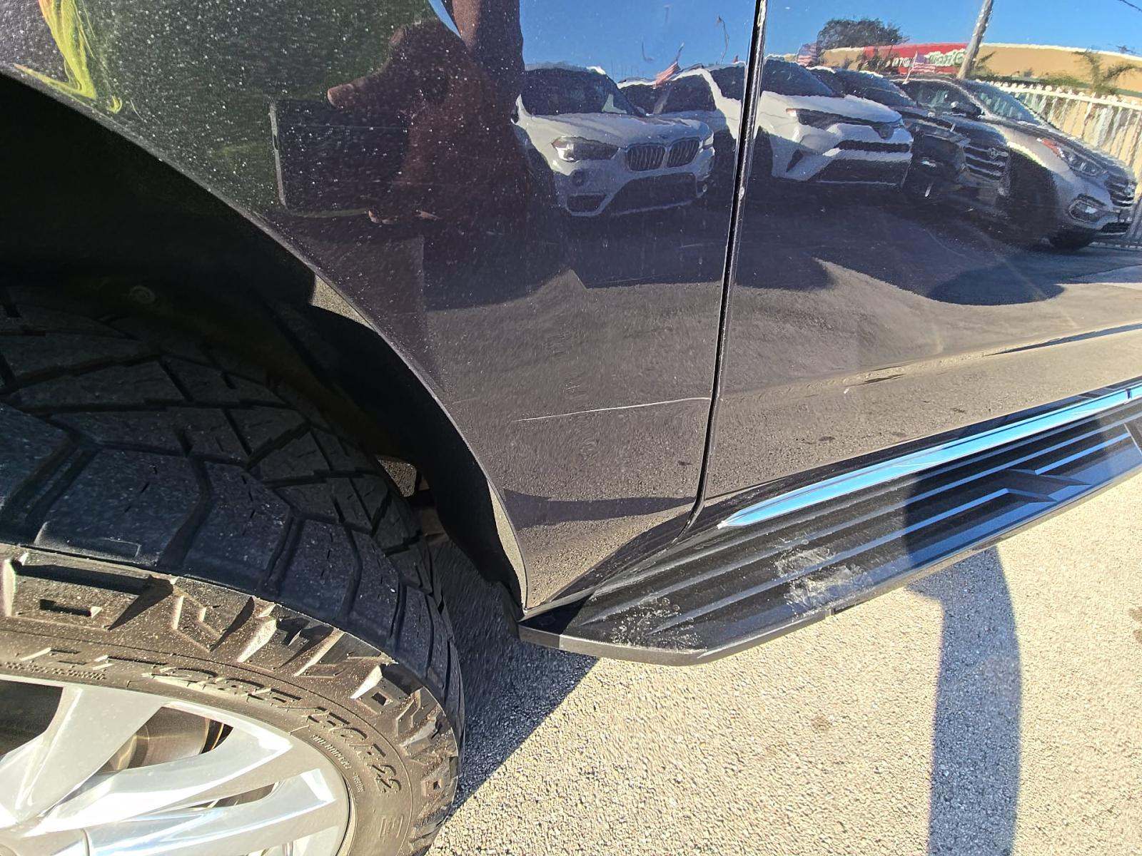 2023 Cadillac Escalade ESV Premium Luxury AWD