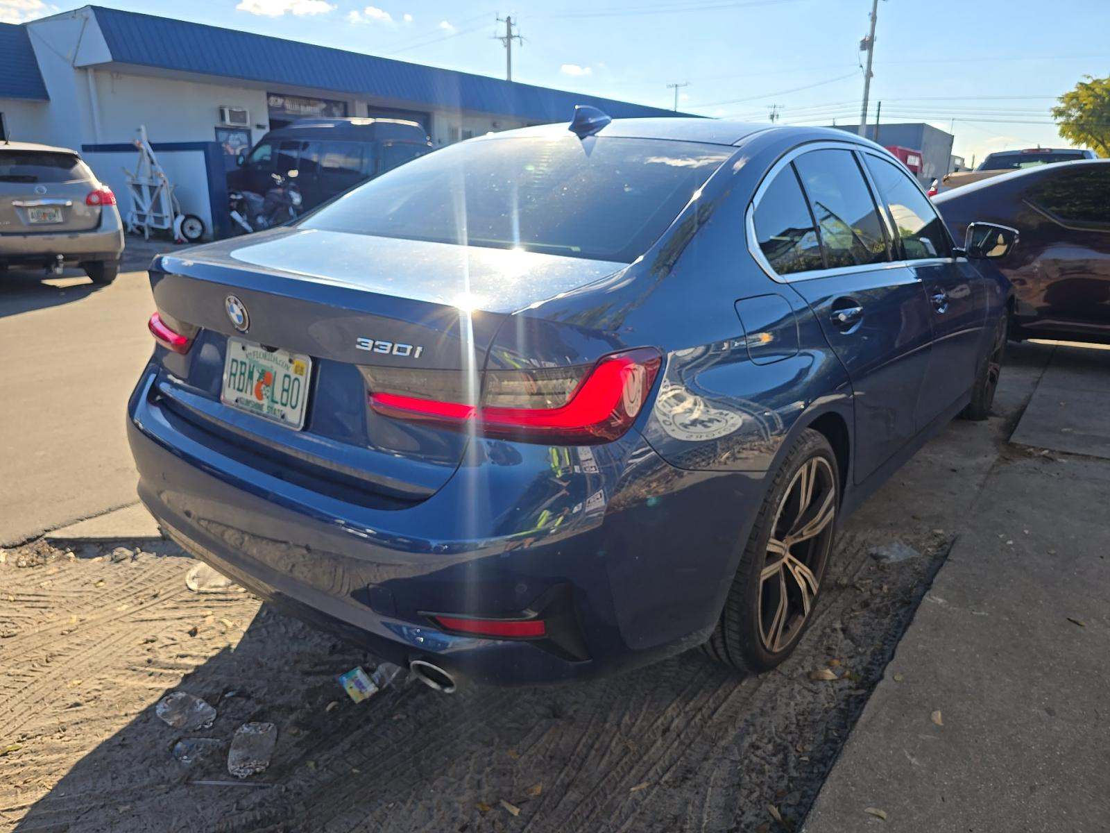 2022 BMW 3 Series 330i RWD