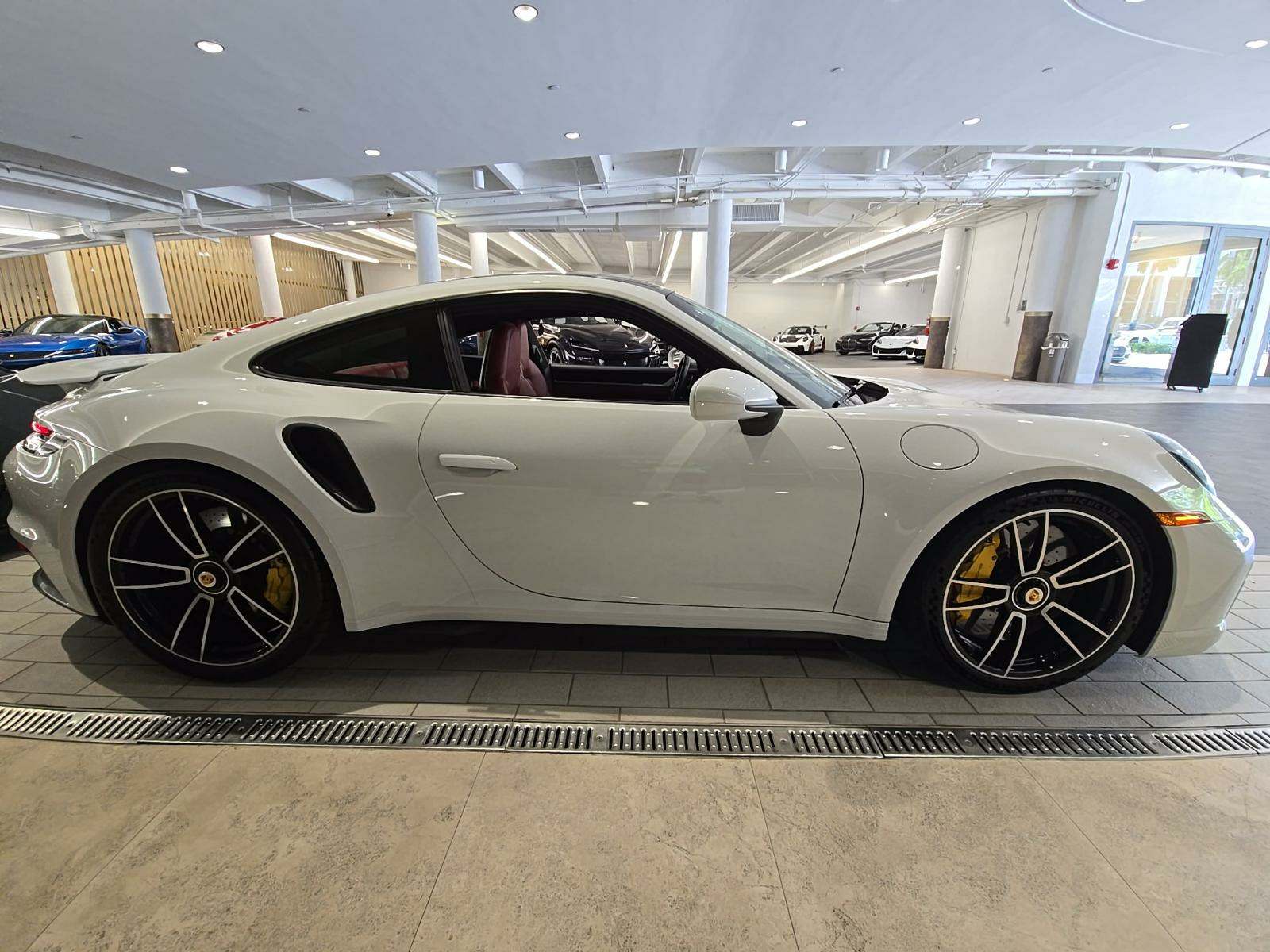 2022 Porsche 911 Turbo S AWD