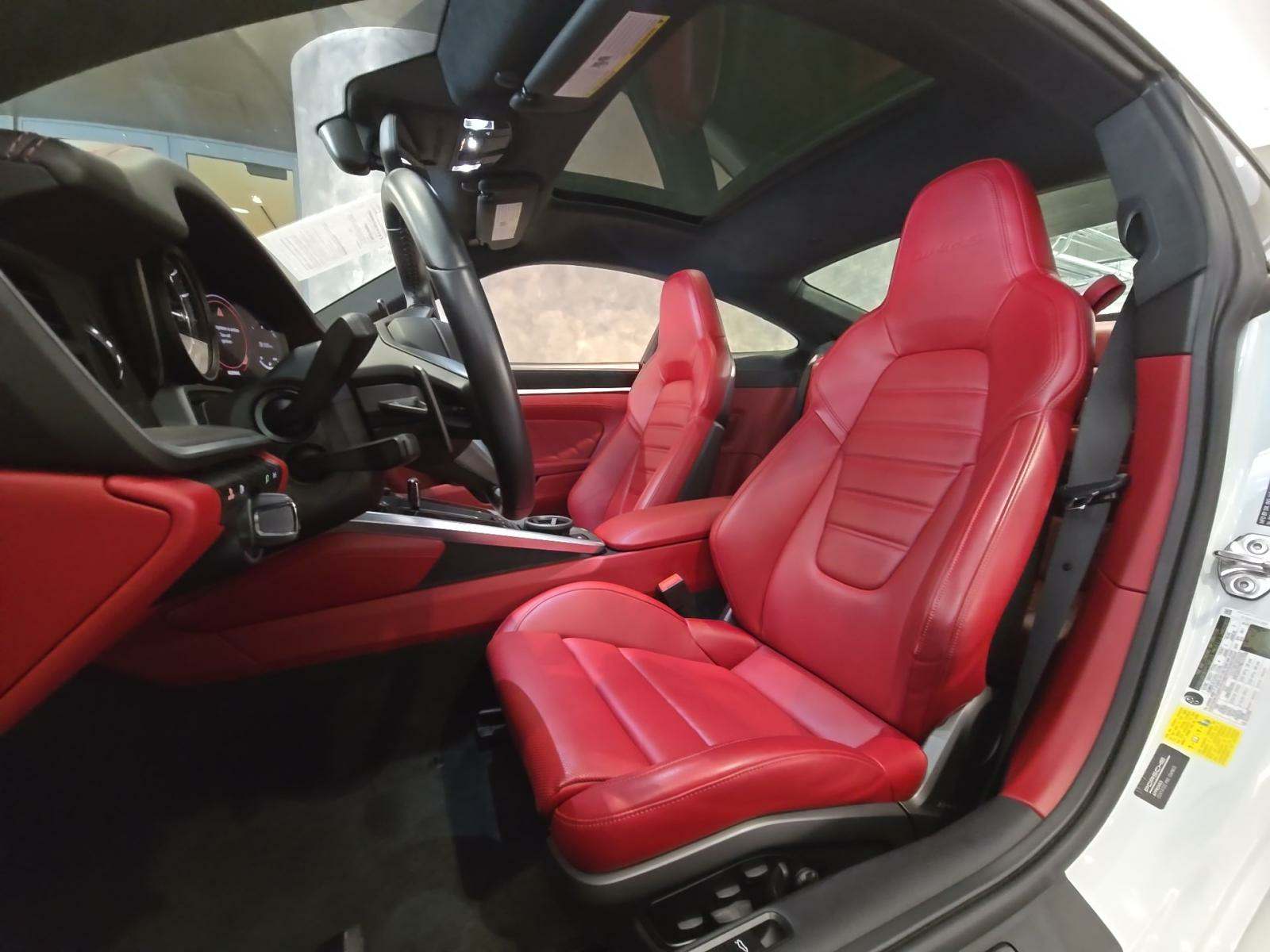 2022 Porsche 911 Turbo S AWD