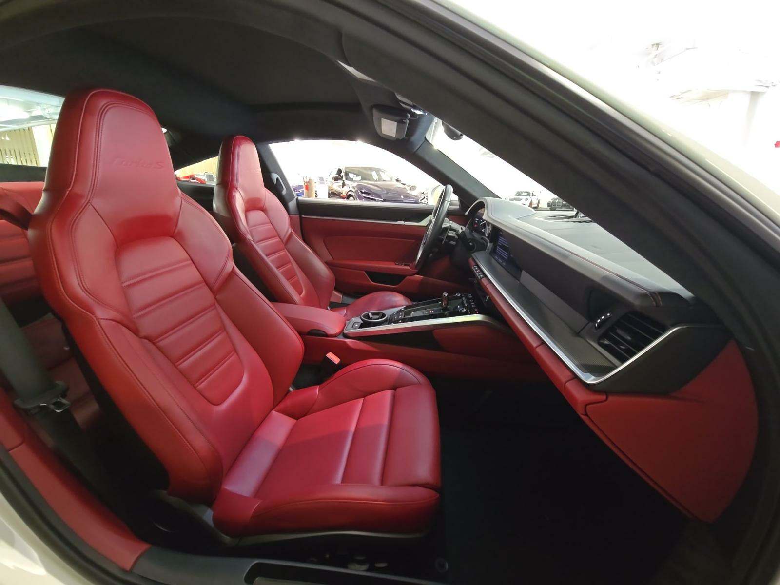 2022 Porsche 911 Turbo S AWD