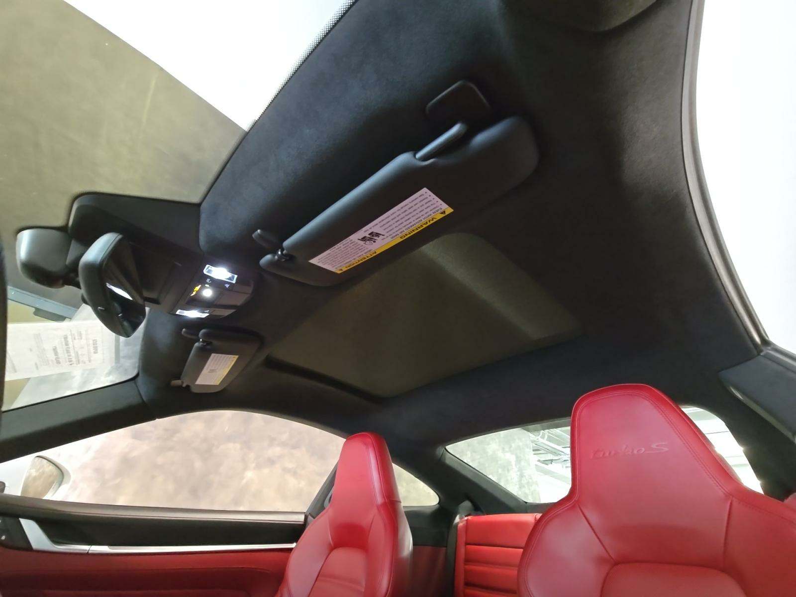 2022 Porsche 911 Turbo S AWD