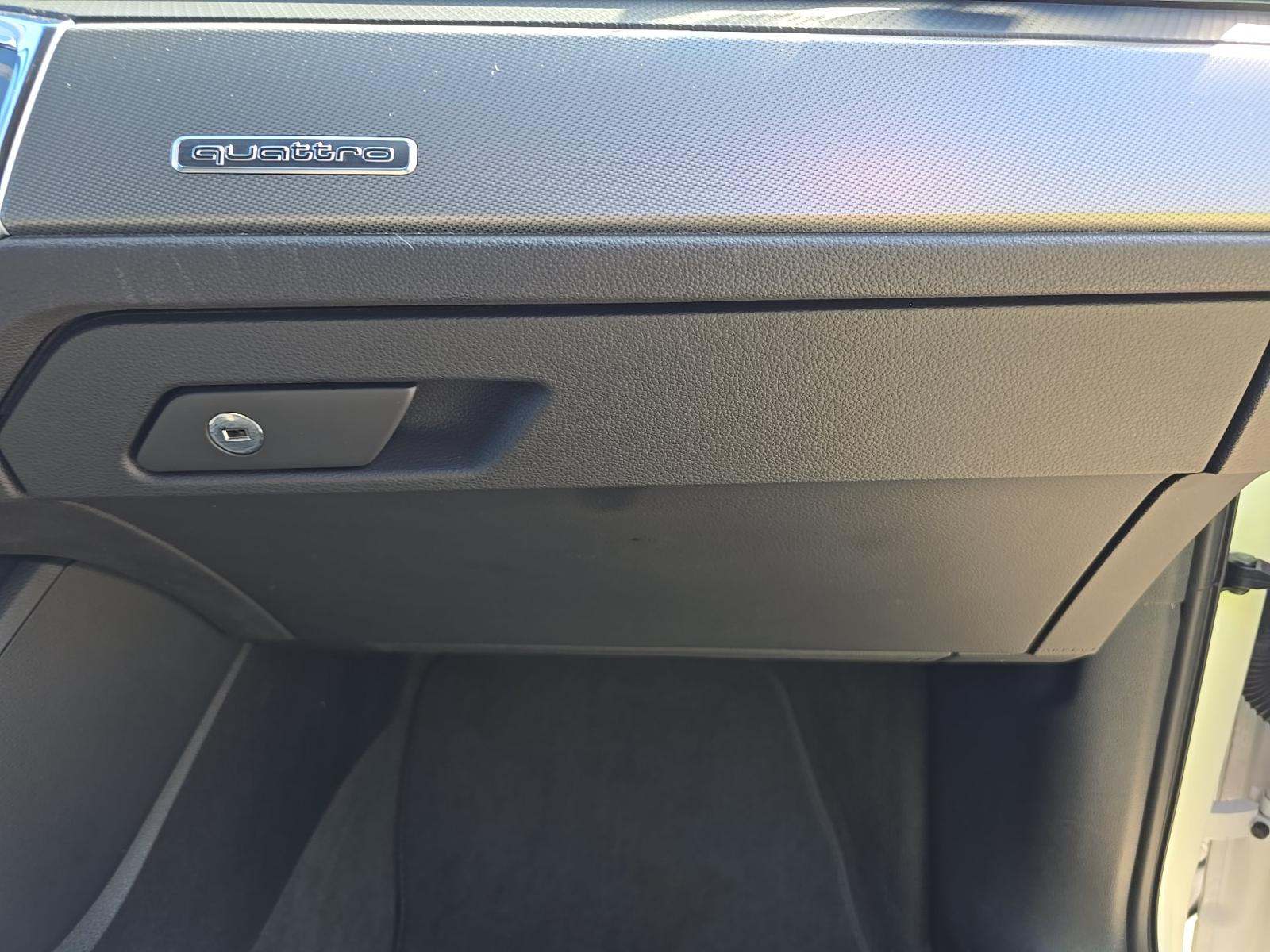 2024 Audi Q3 S line Premium AWD