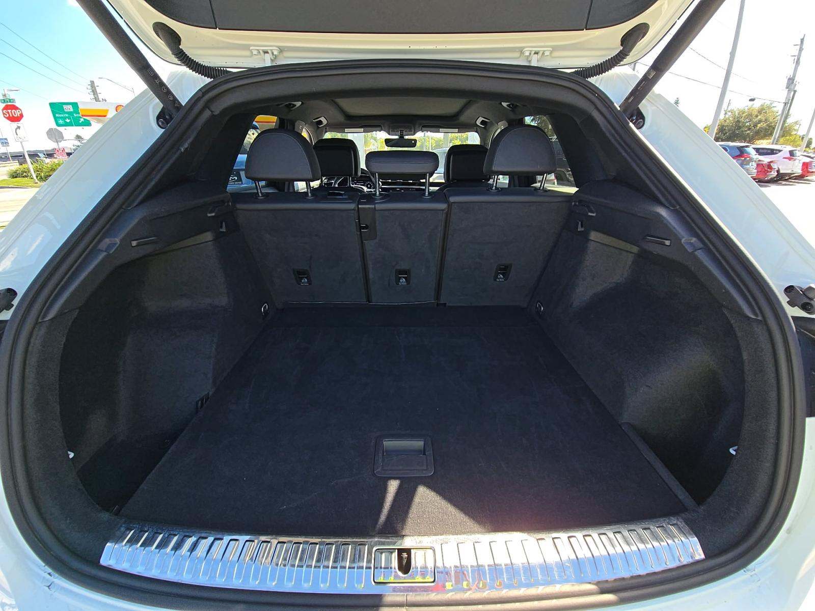 2024 Audi Q3 S line Premium AWD