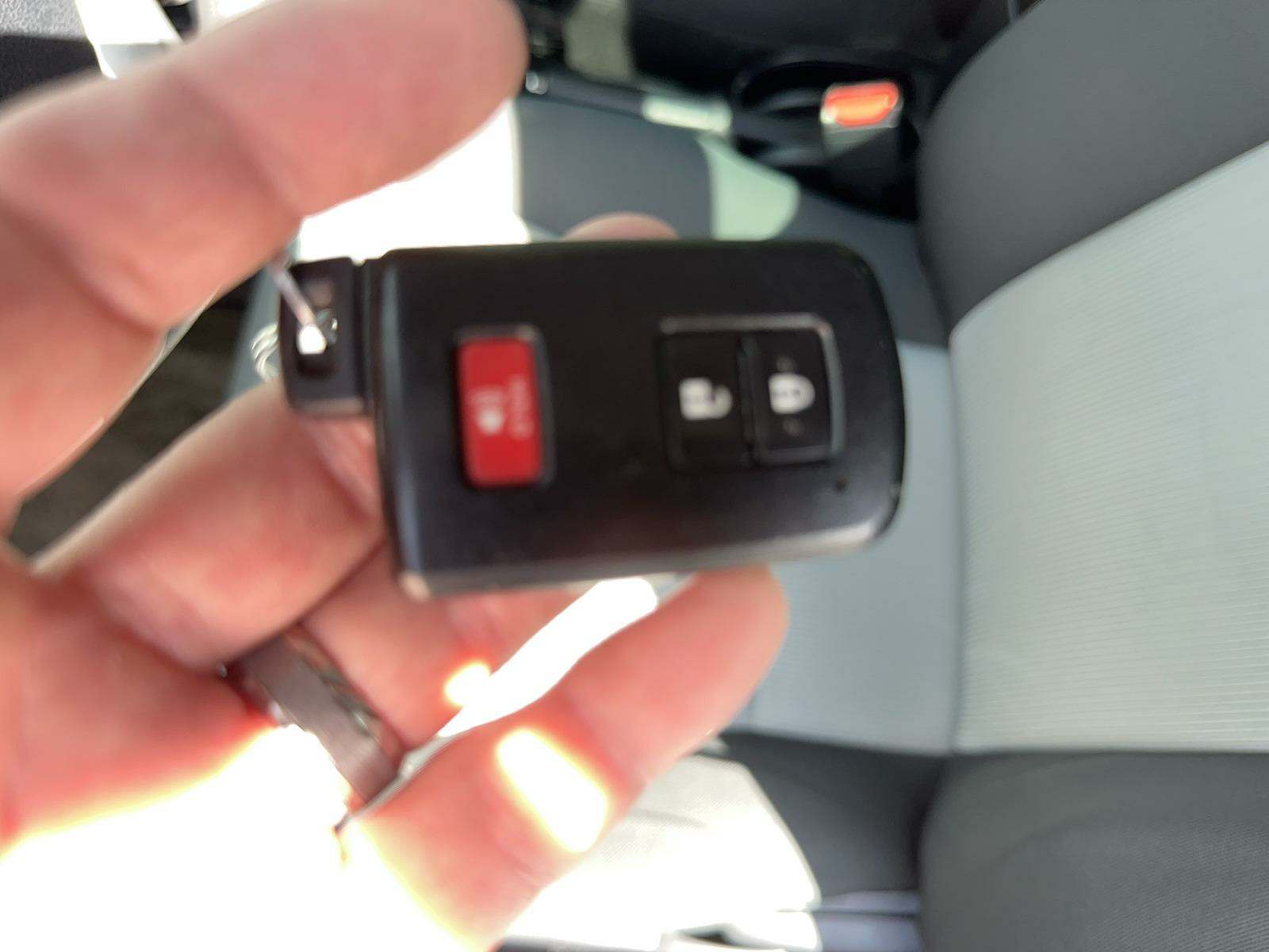 2016 Toyota Prius c Three FWD