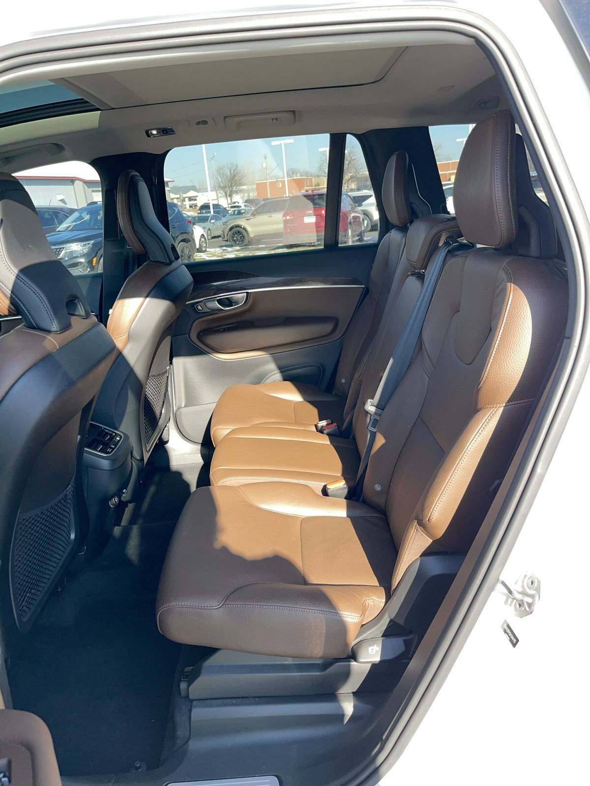 2019 Volvo XC90 Momentum AWD