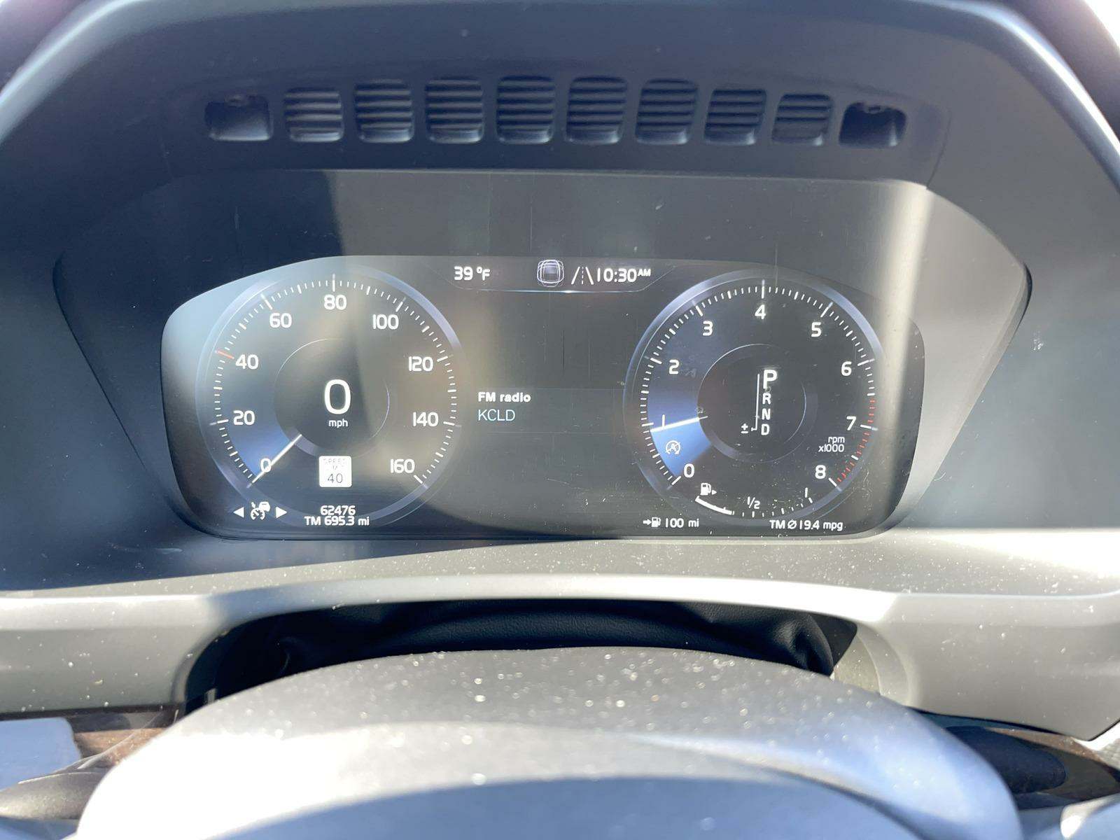 2019 Volvo XC90 Momentum AWD