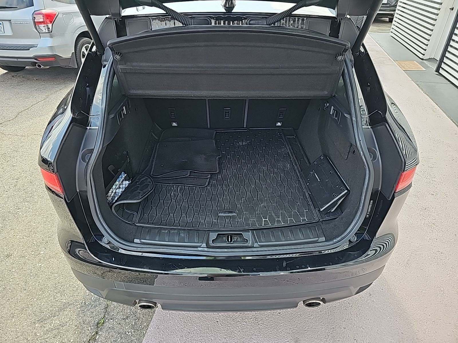 2017 Jaguar F-PACE 35t Premium AWD