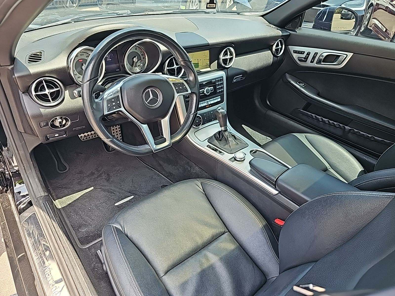 2015 Mercedes-Benz SLK-Class SLK 250 RWD