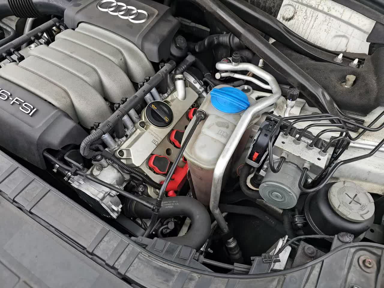 2010 Audi Q5 3.2 Premium Plus AWD