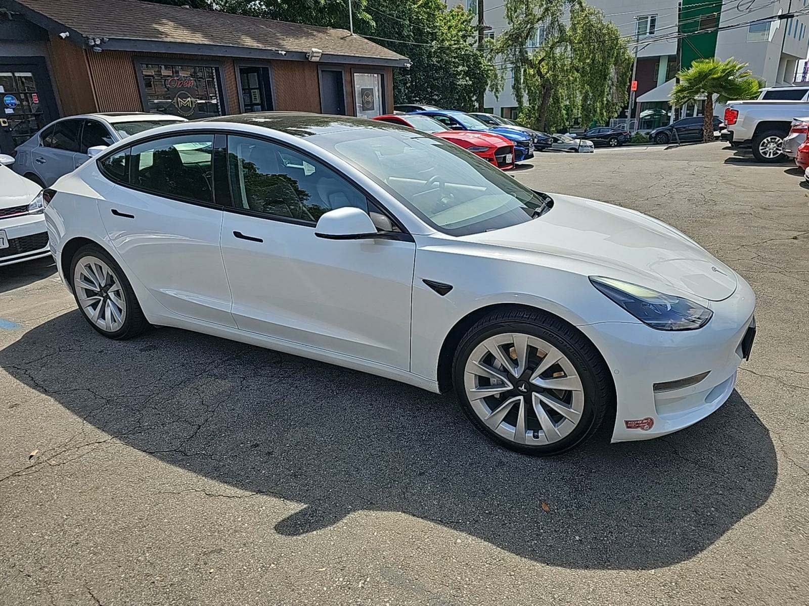 2022 Tesla Model 3 Standard Range RWD