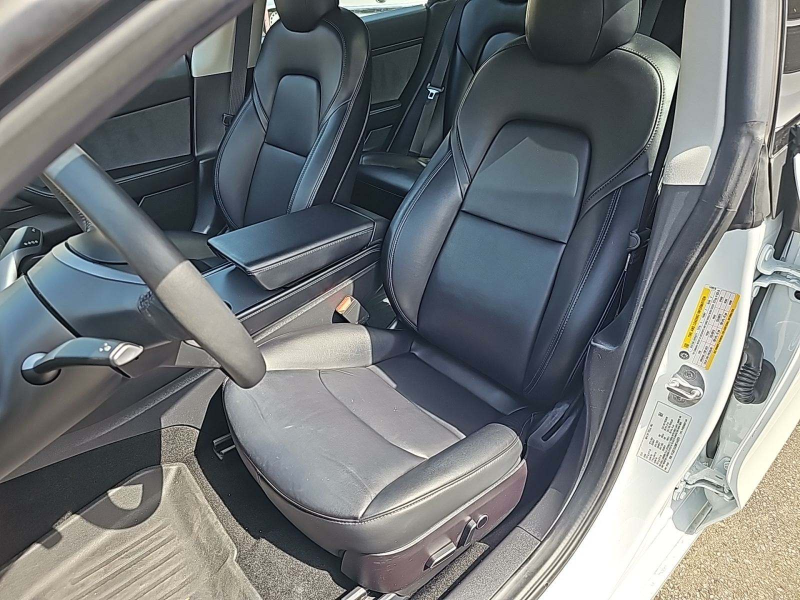 2022 Tesla Model 3 Standard Range RWD