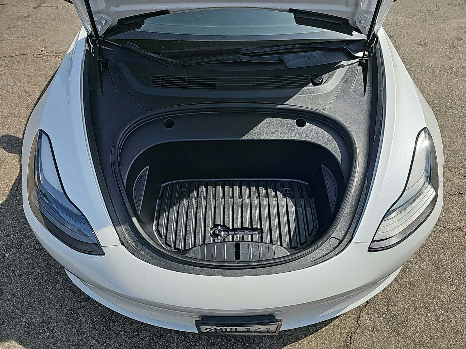 2022 Tesla Model 3 Standard Range RWD