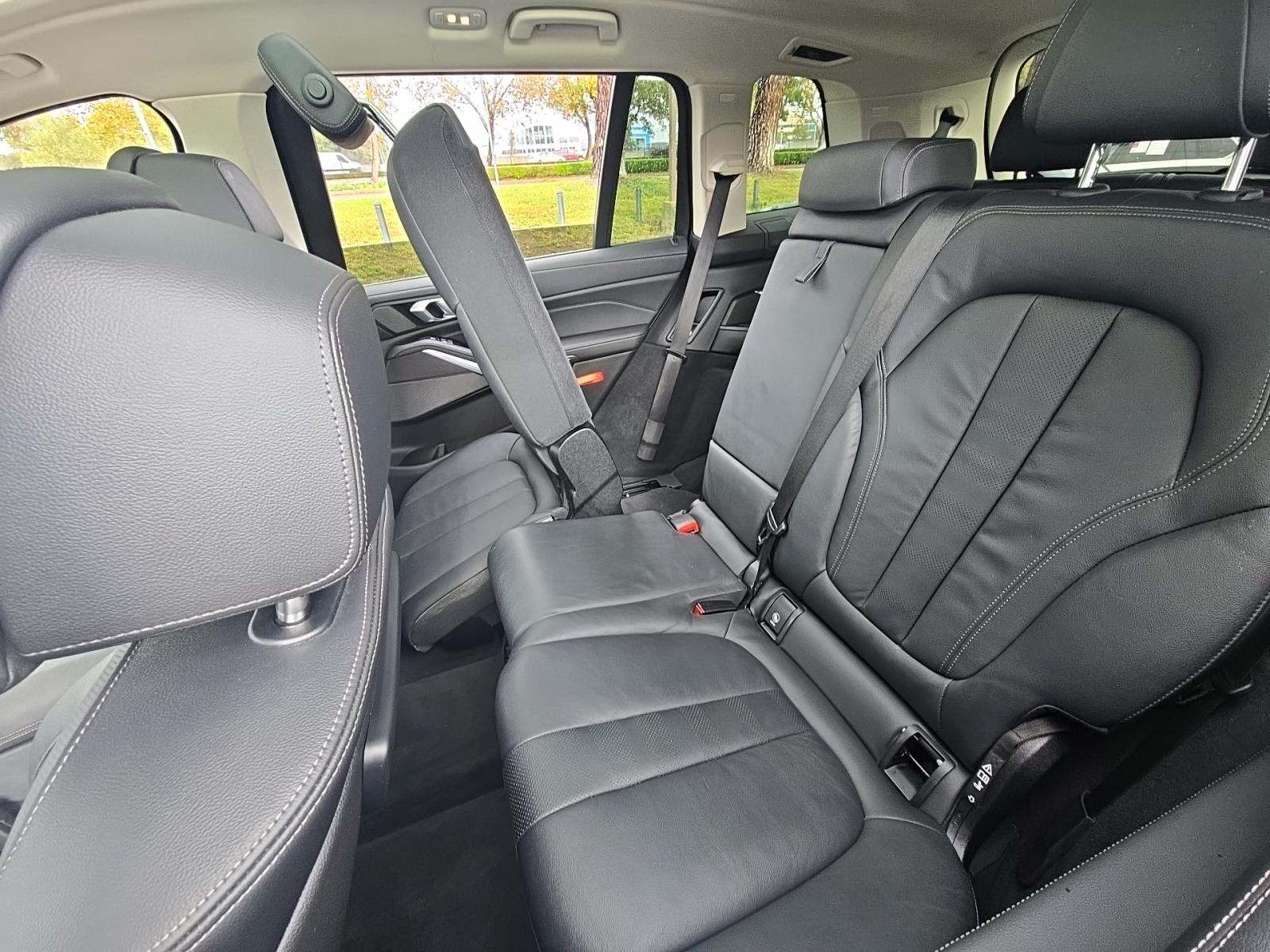 2020 BMW X7 xDrive40i AWD