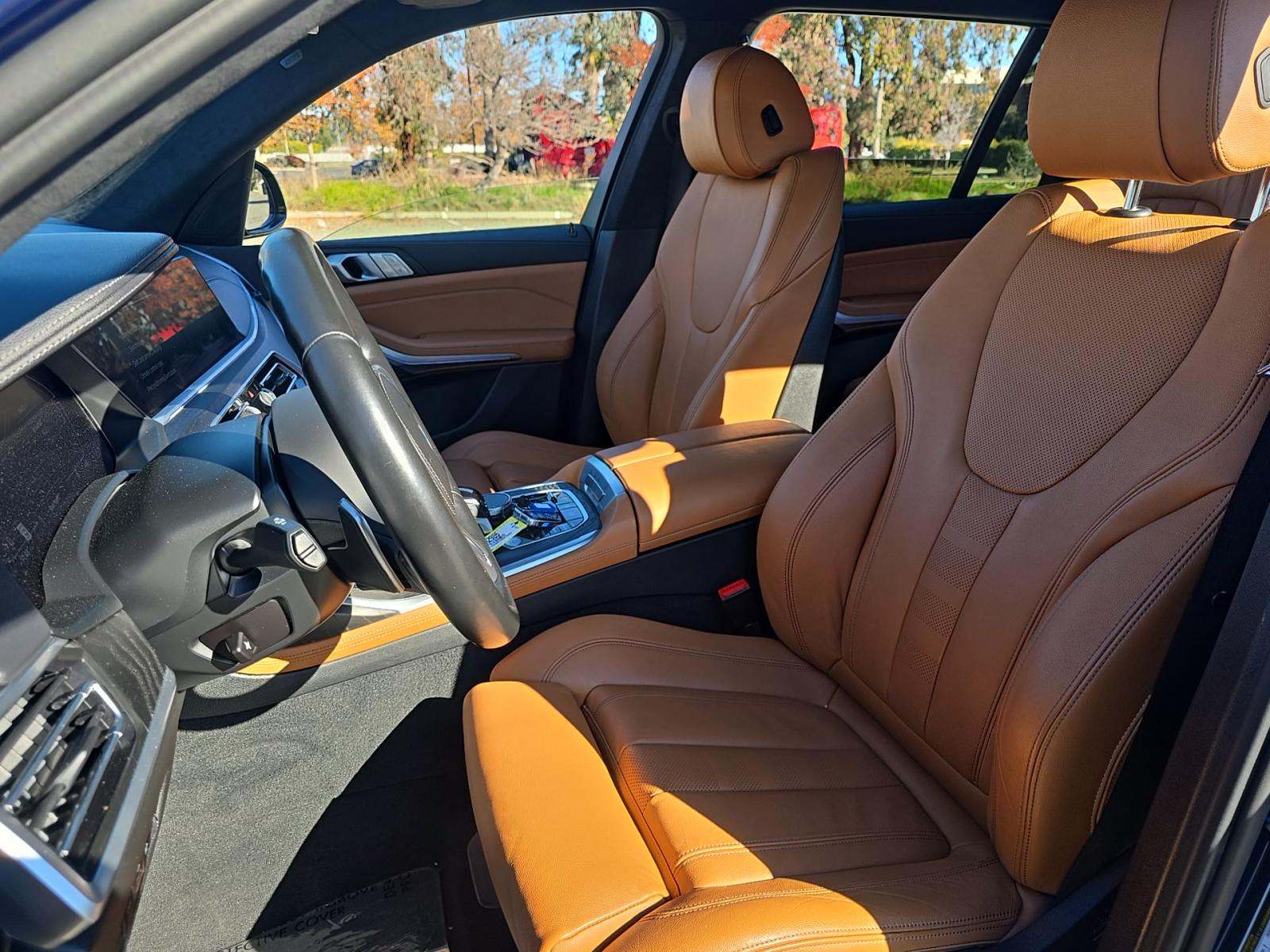 2022 BMW X7 xDrive40i AWD