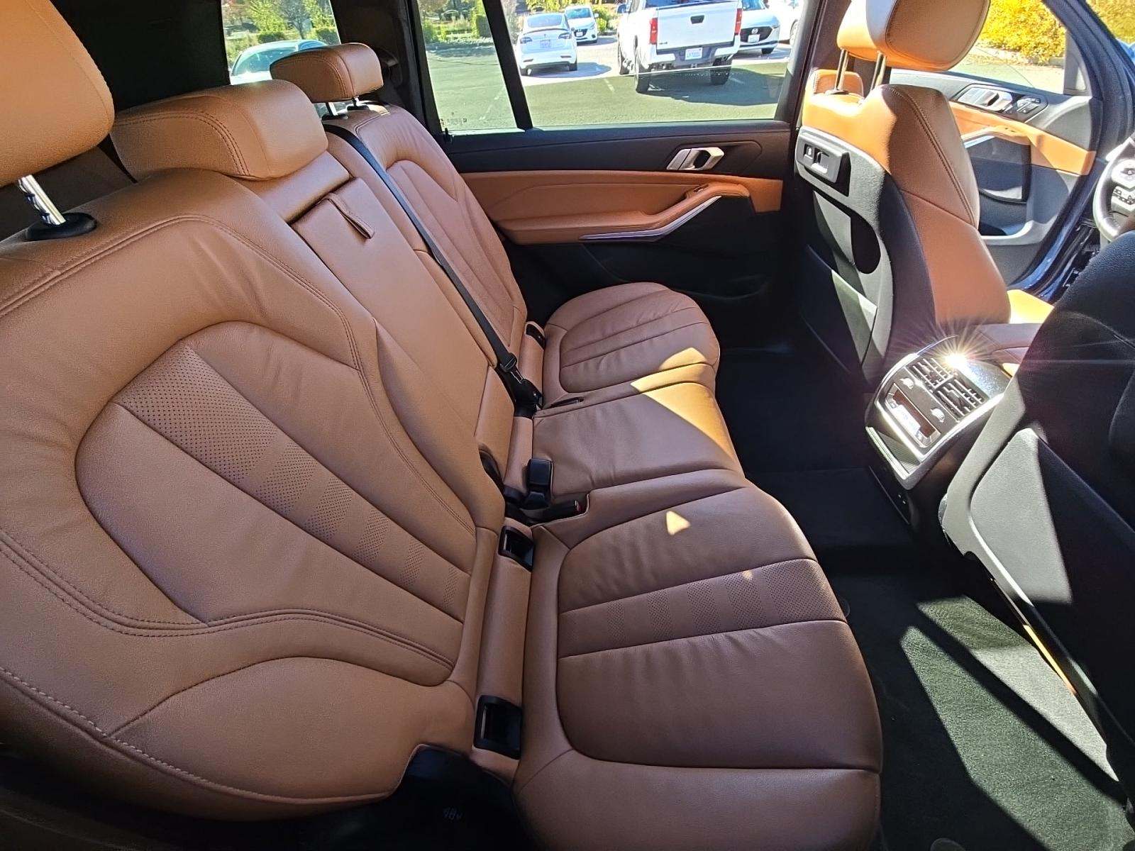 2022 BMW X7 xDrive40i AWD