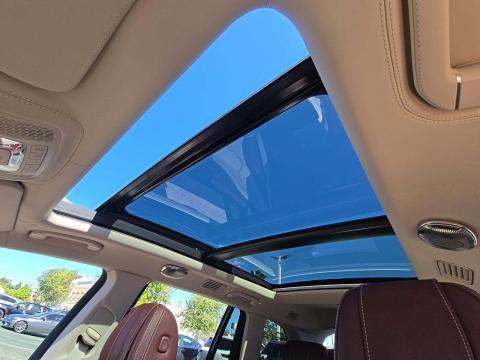 MERCEDES-BENZ GLS - 7