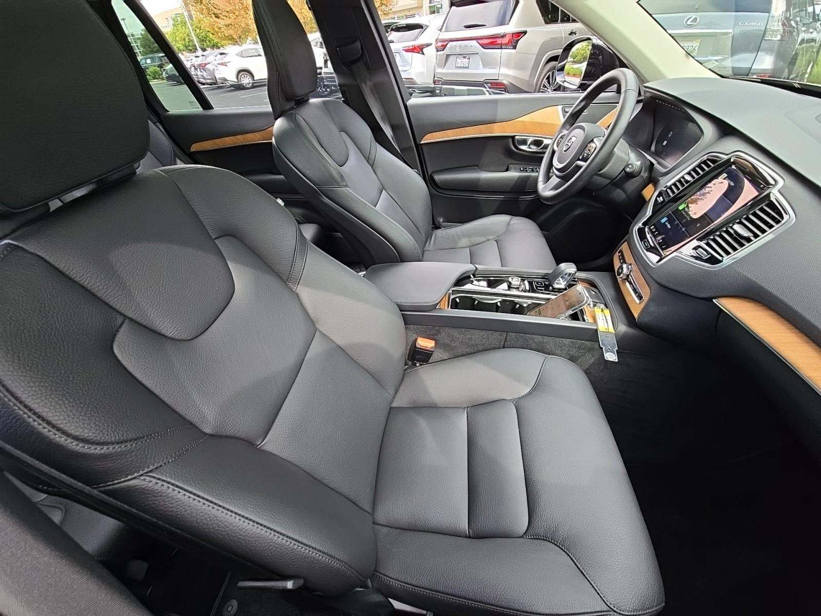 2025 Volvo XC90 B6 Ultra AWD