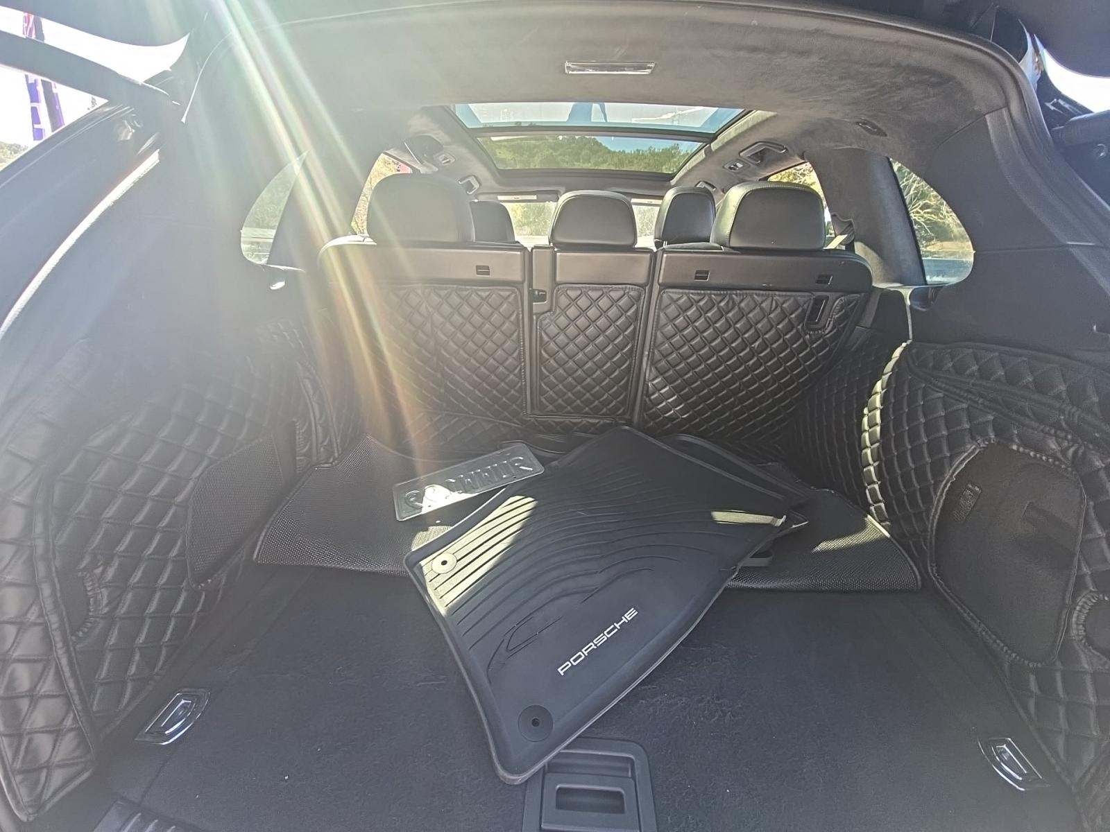 2016 Porsche Cayenne Turbo AWD