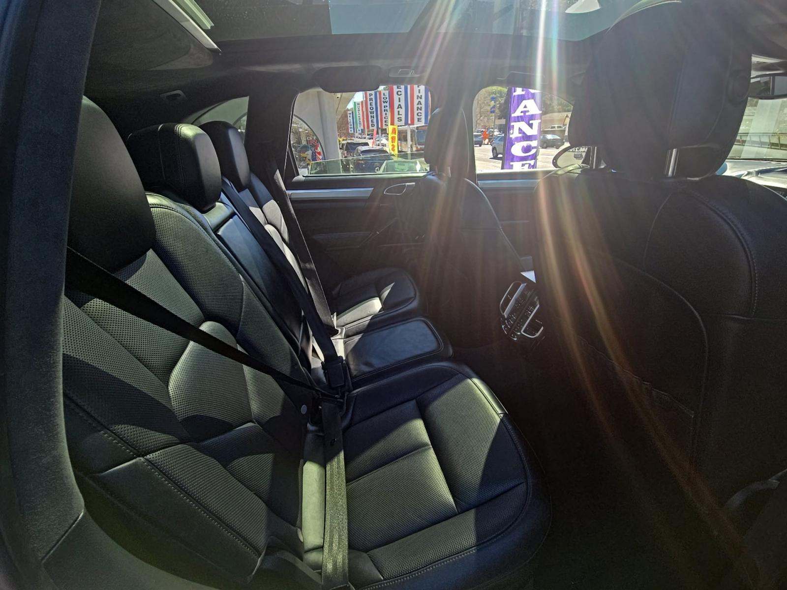 2016 Porsche Cayenne Turbo AWD