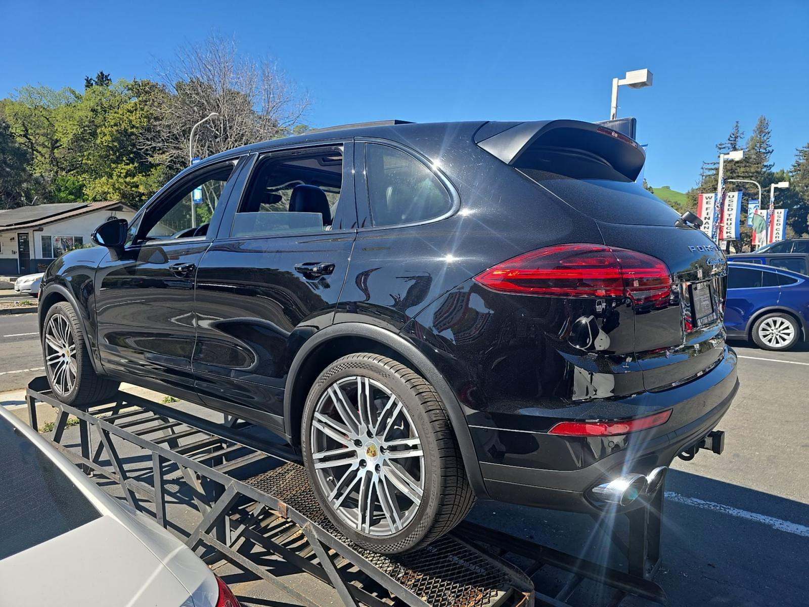 2016 Porsche Cayenne Turbo AWD