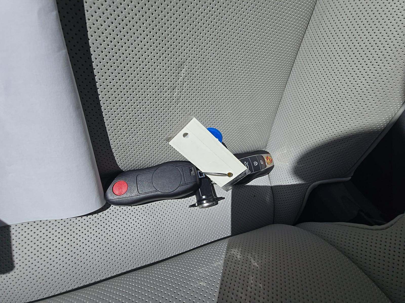 2024 Porsche 718 Cayman S RWD