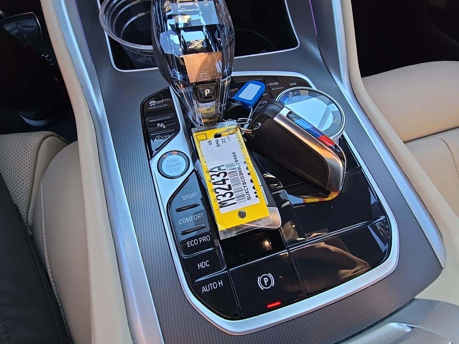 2022 BMW X6 M50i AWD