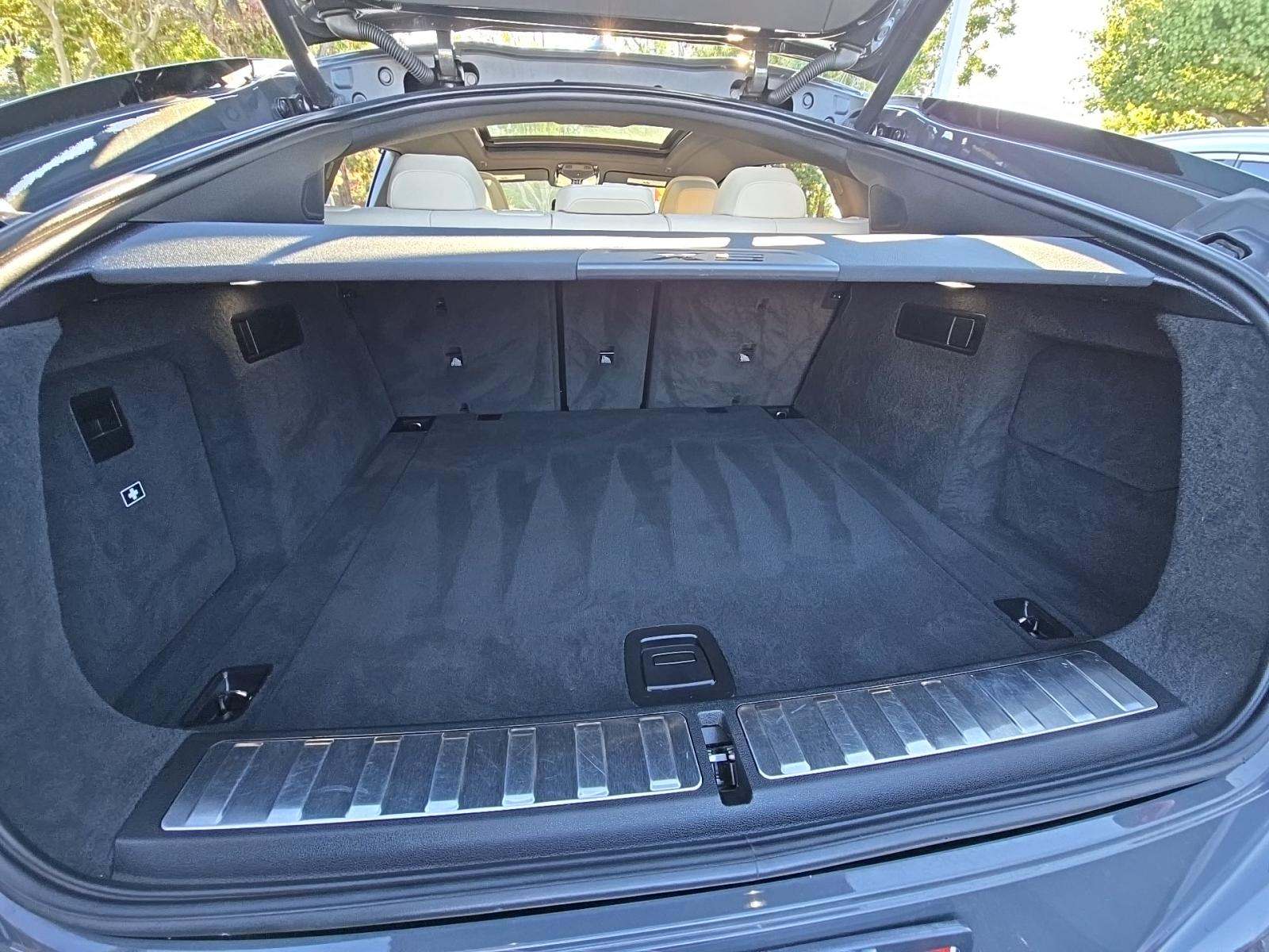 2022 BMW X6 M50i AWD