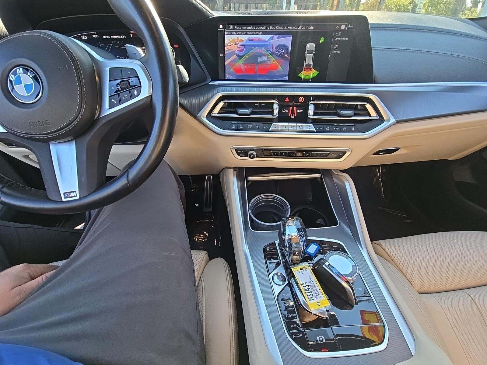 2022 BMW X6 M50i AWD