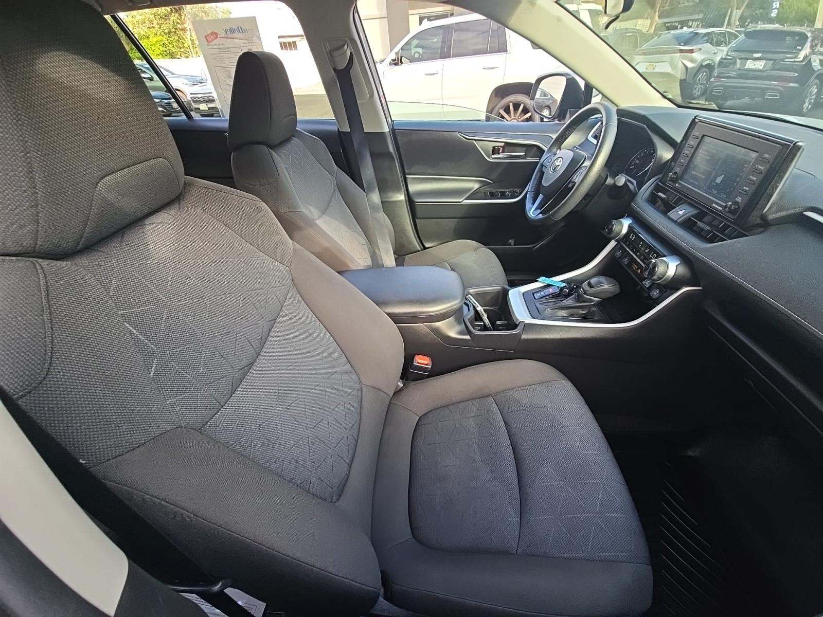 2022 Toyota RAV4 XLE FWD