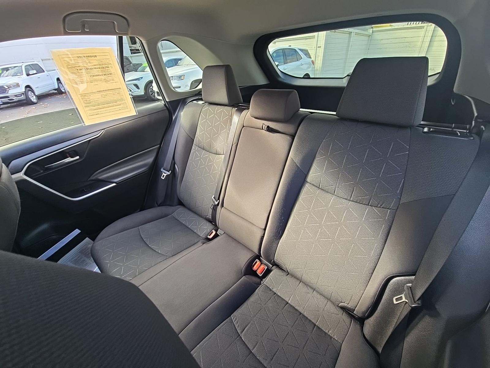 2022 Toyota RAV4 XLE FWD