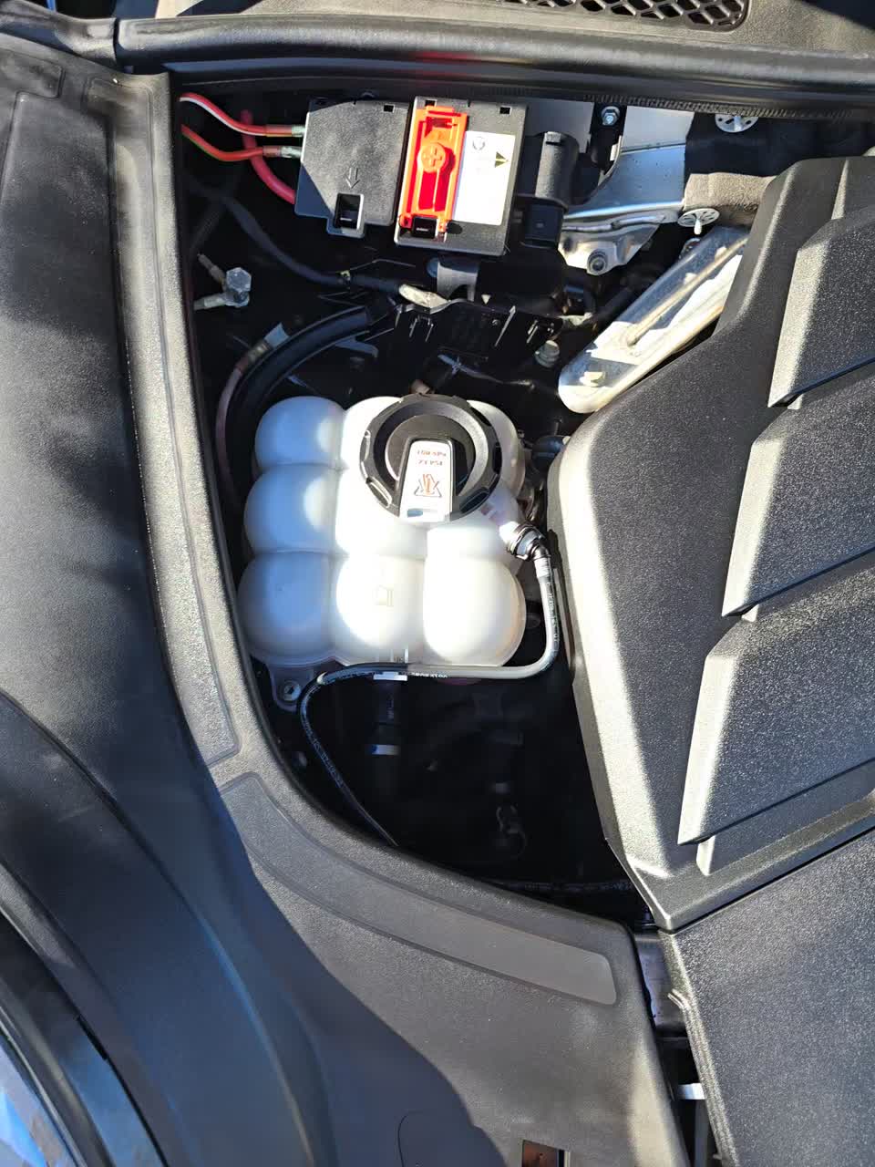 2023 Porsche Cayenne E-Hybrid Platinum Edition AWD