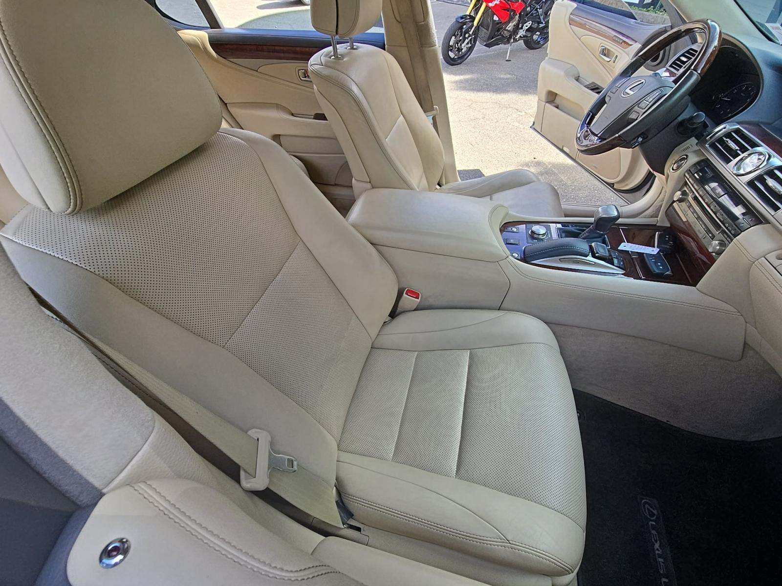 2017 Lexus LS LS 460L RWD