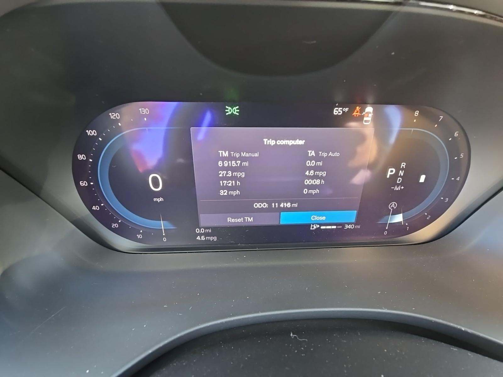 2025 Volvo XC60 B5 Plus AWD