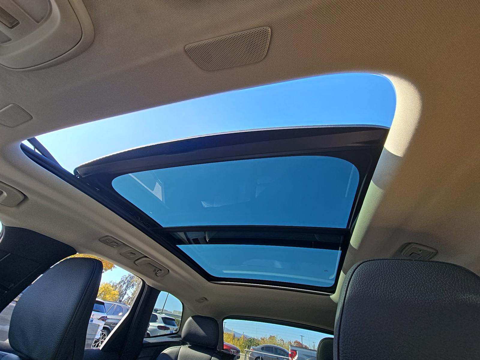 2025 Volvo XC60 B5 Plus AWD