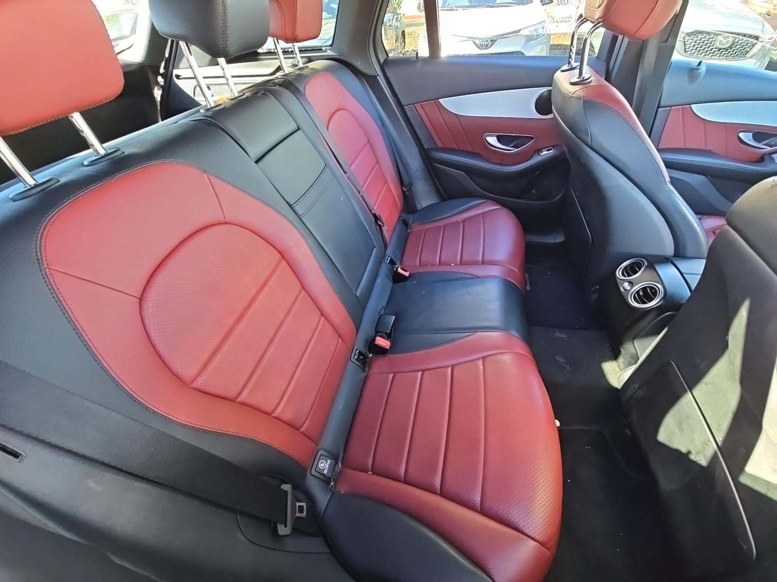 2022 Mercedes-Benz GLC GLC 300 RWD