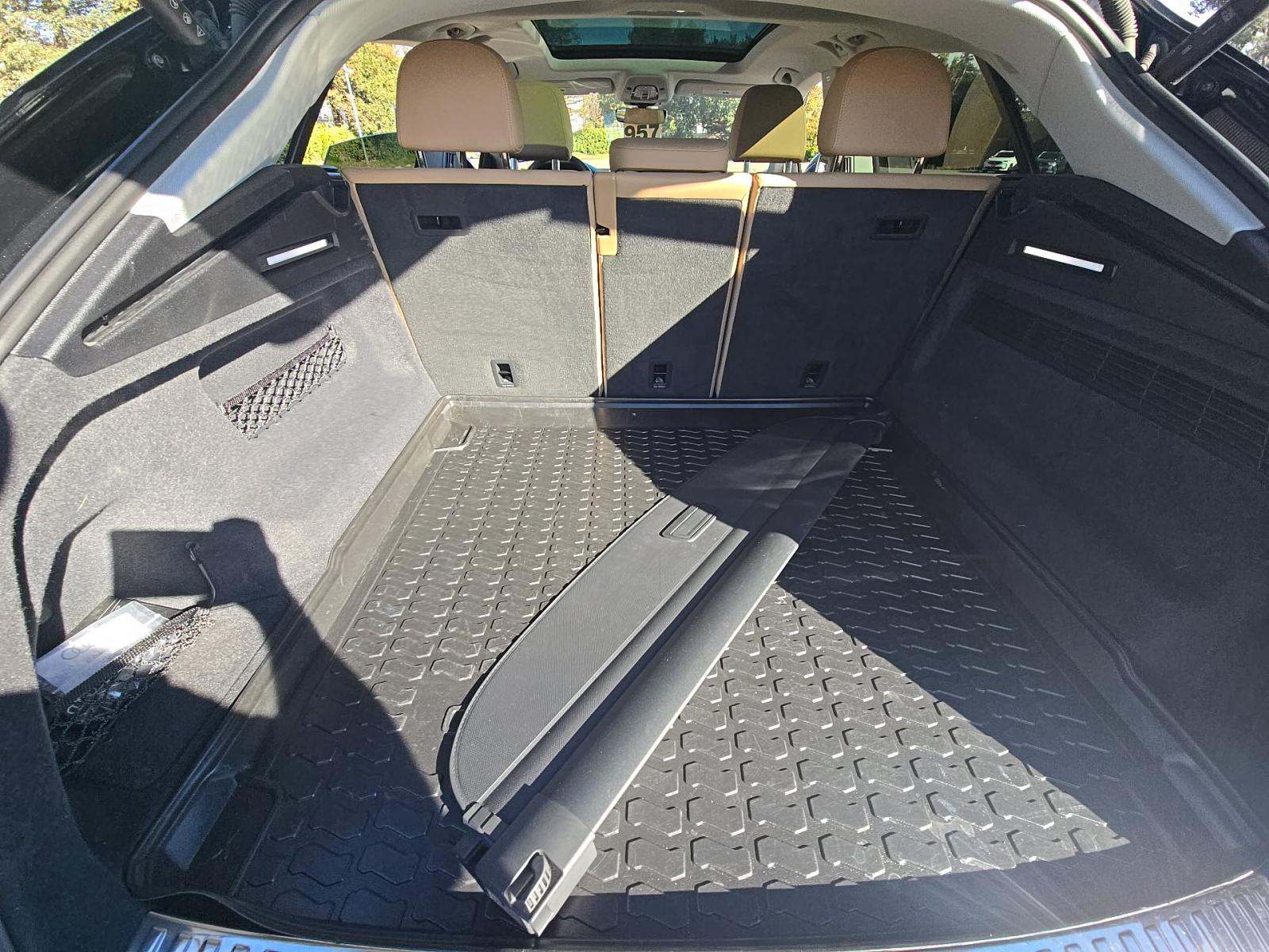 2023 Audi Q8 Premium AWD