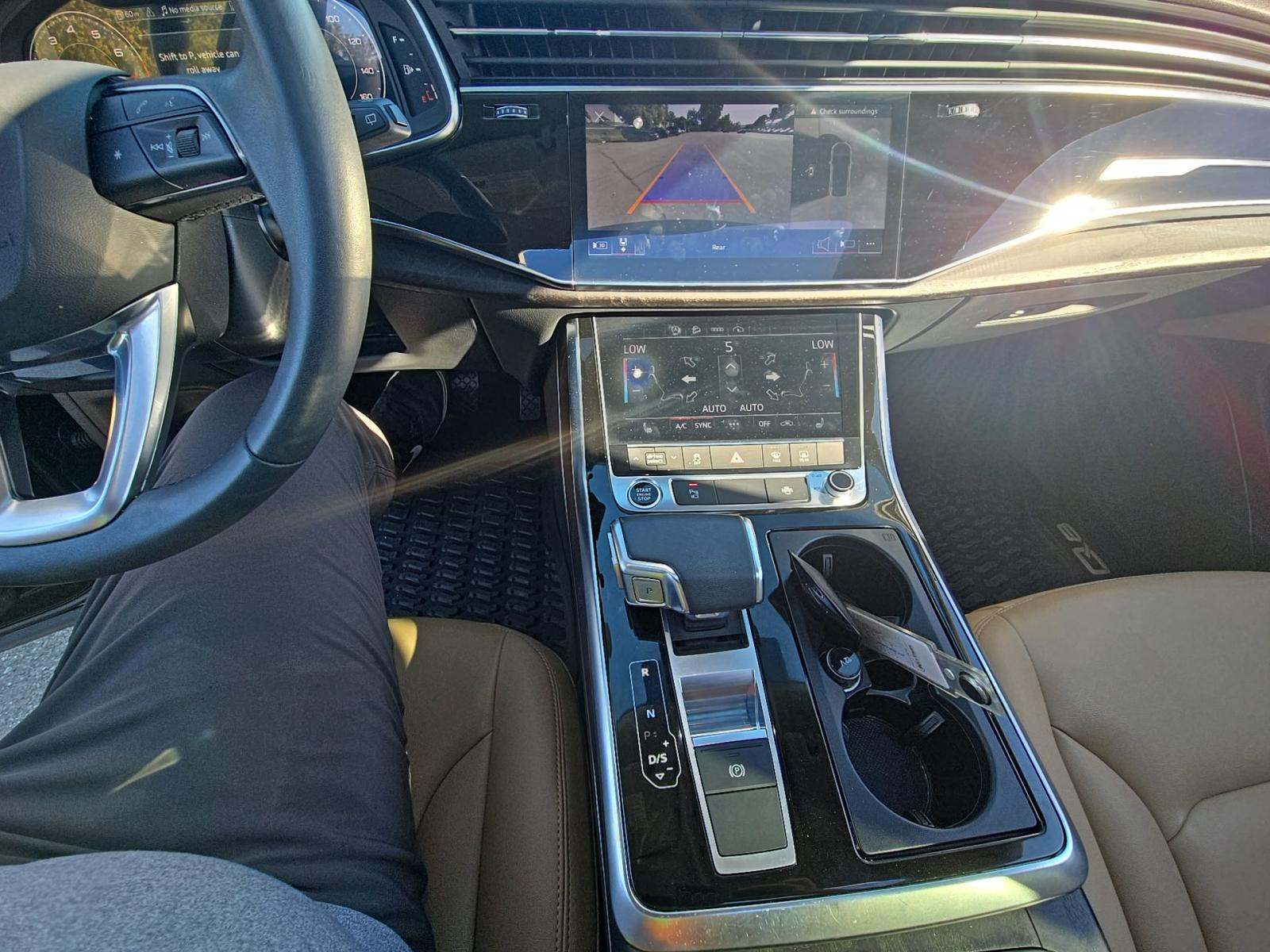 2023 Audi Q8 Premium AWD