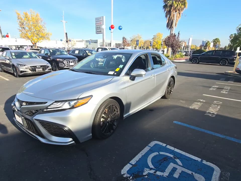 2023 Toyota Camry XSE FWD