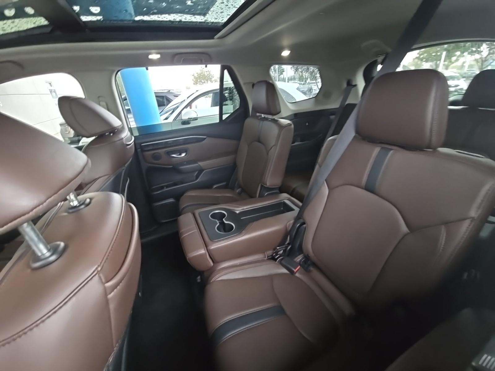 2023 Honda Pilot Elite AWD