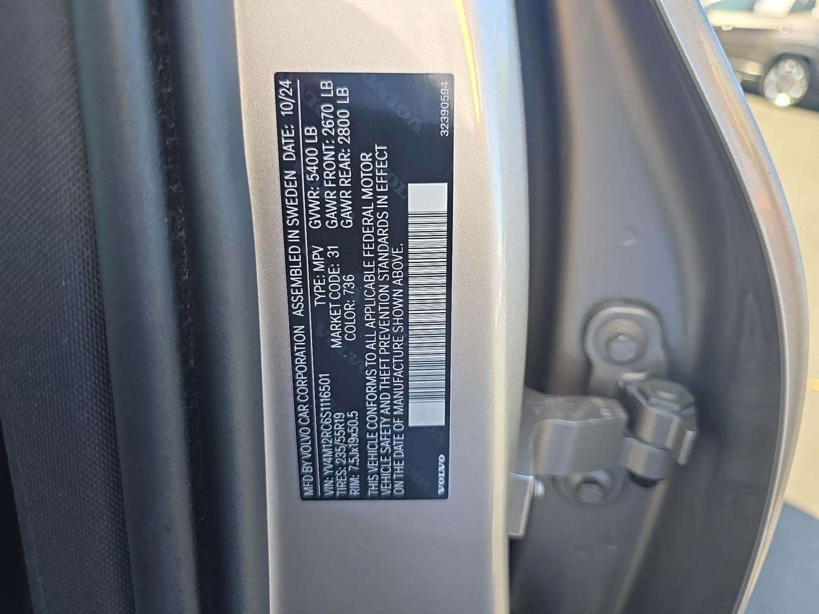 2025 Volvo XC60 B5 Plus AWD