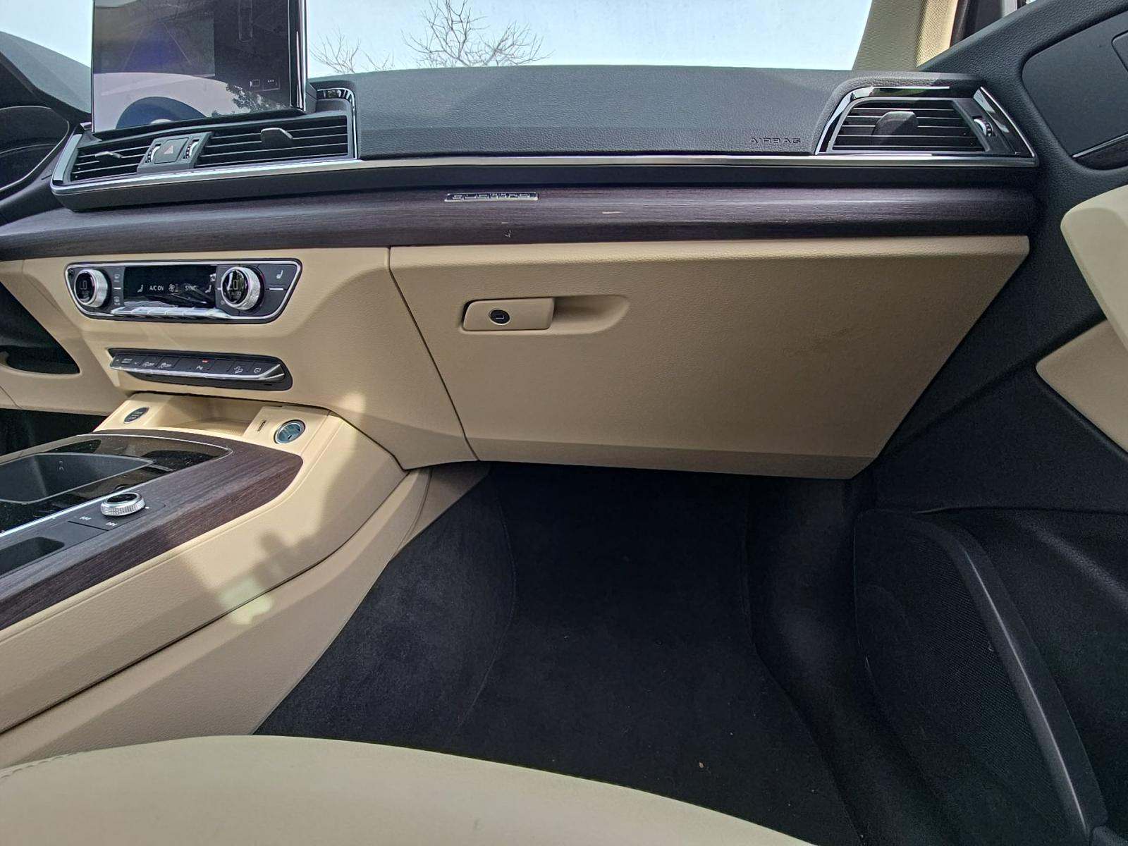 2022 Audi Q5 S line Premium AWD