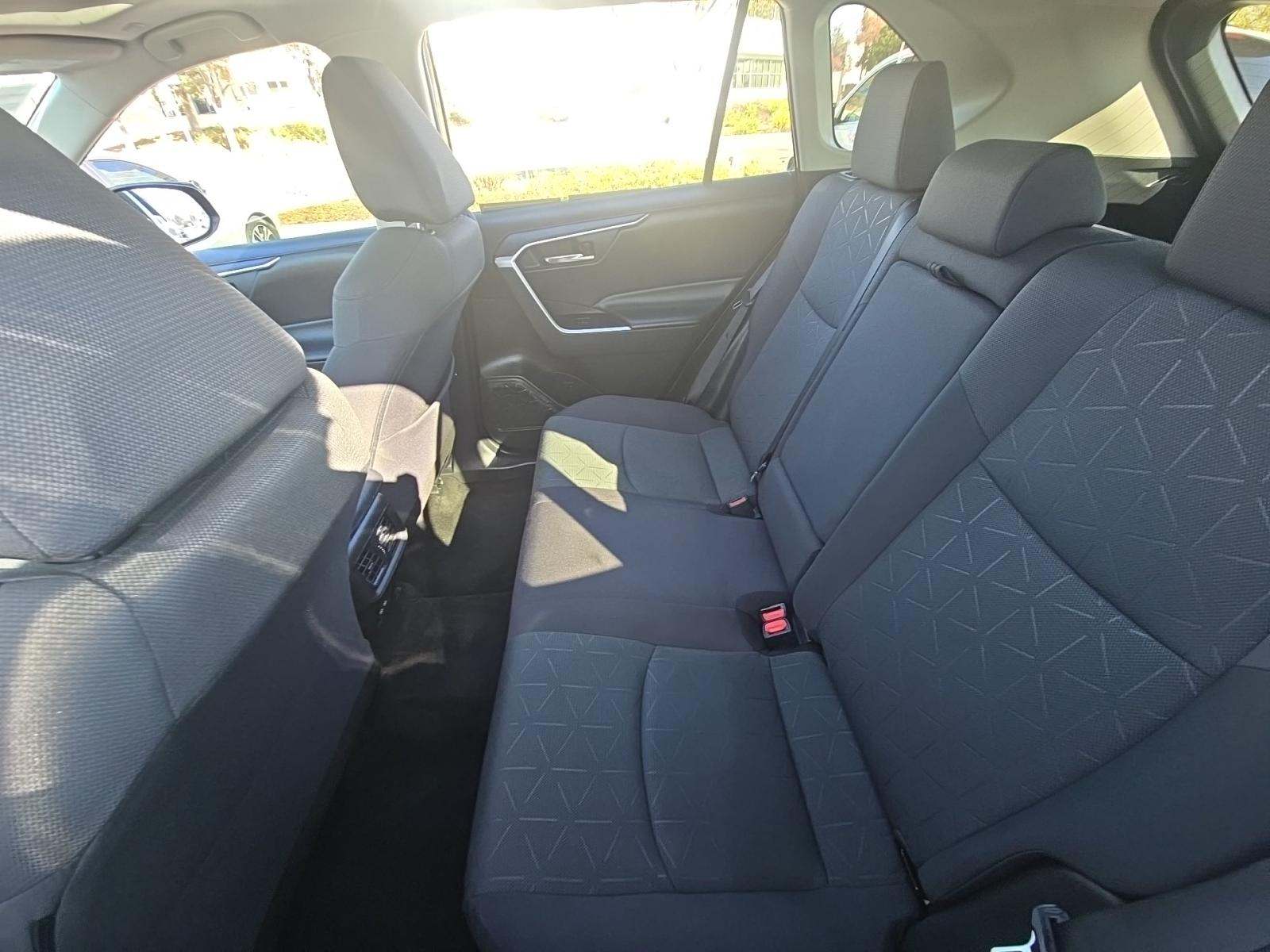 2023 Toyota RAV4 Hybrid XLE AWD