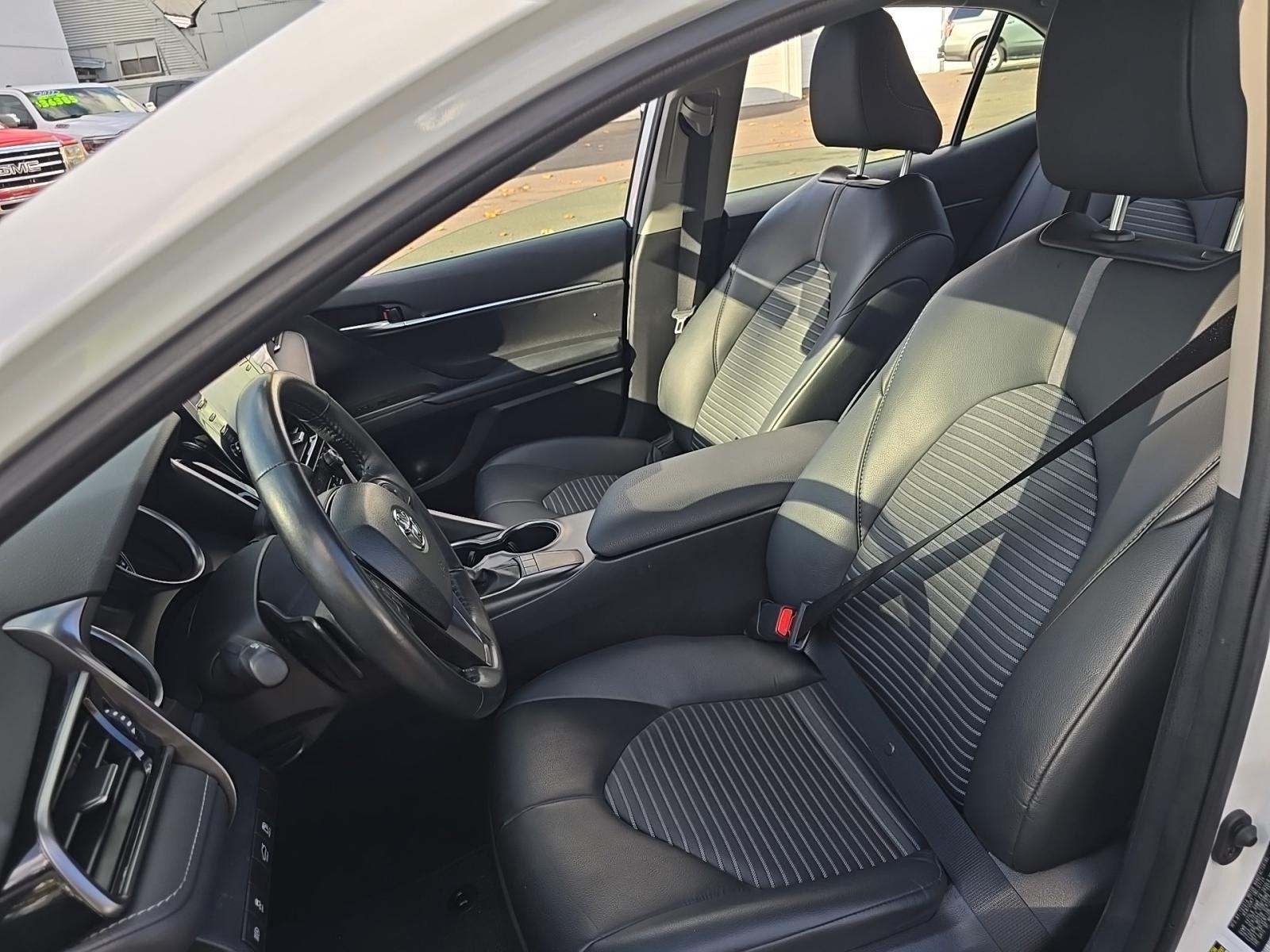 2024 Toyota Camry SE FWD