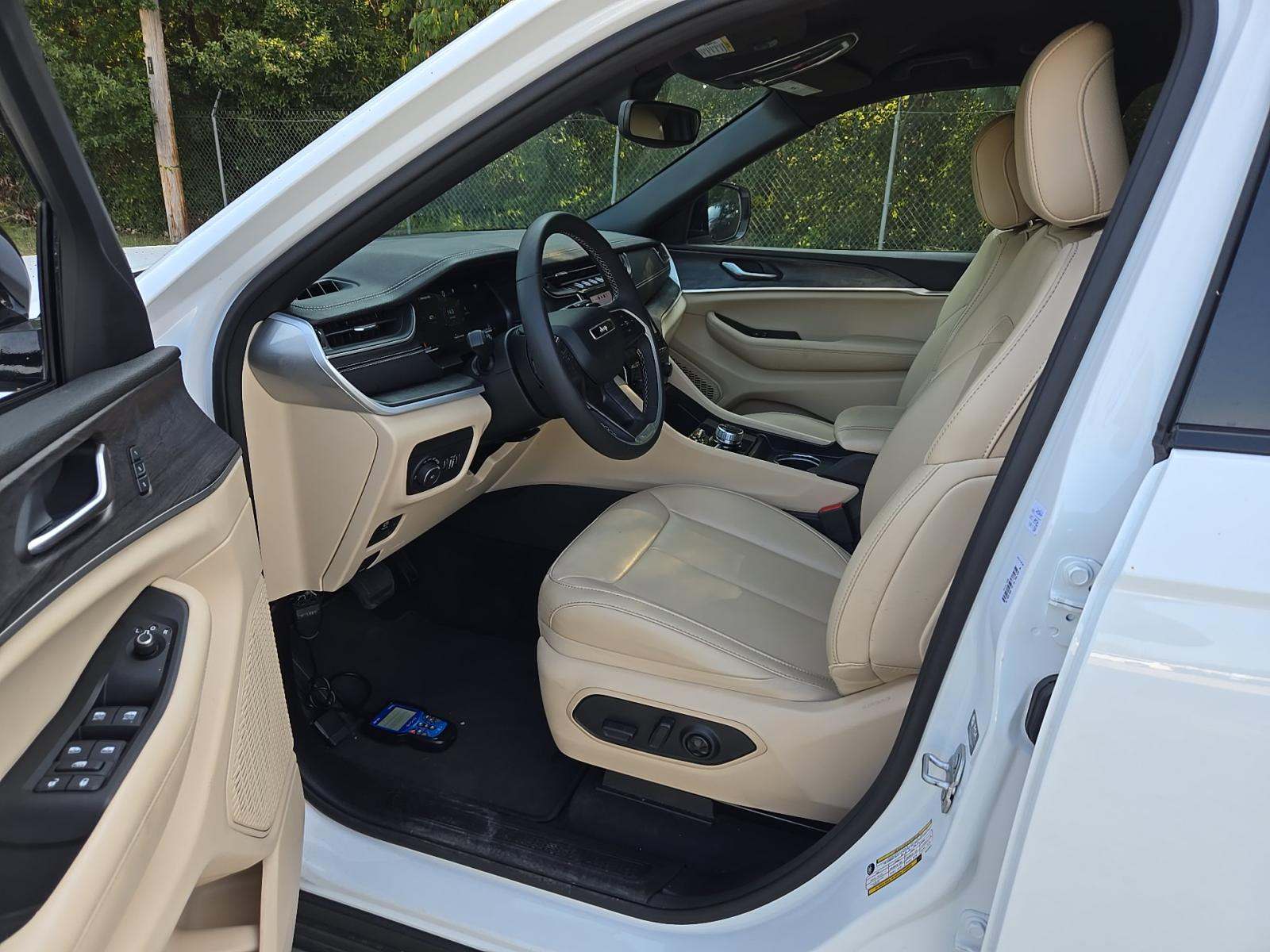 2024 Jeep Grand Cherokee Limited AWD