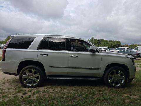 2019 Cadillac Escalade Luxury AWD