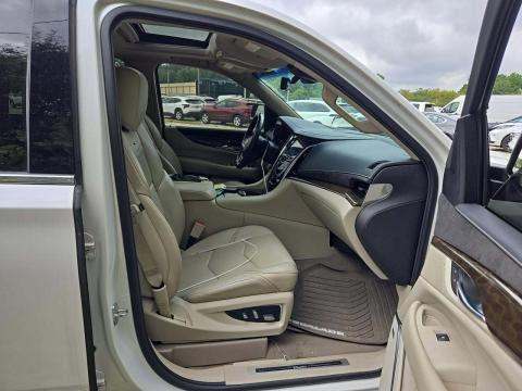 2019 Cadillac Escalade Luxury AWD