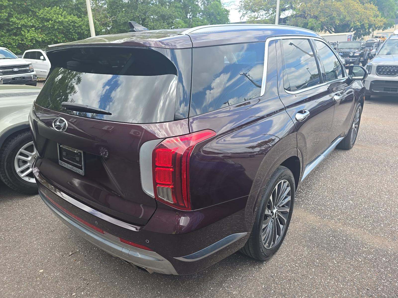 HYUNDAI CALLIGRAPHY - 3