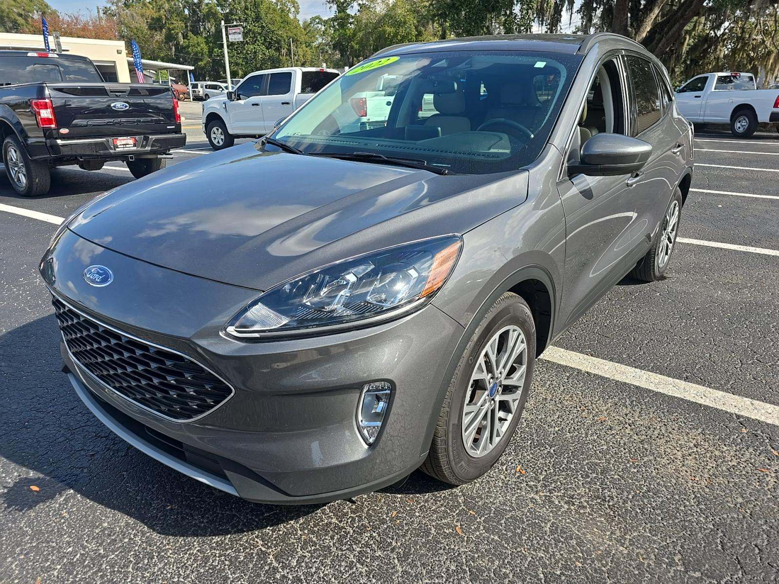 2022 Ford Escape SEL FWD